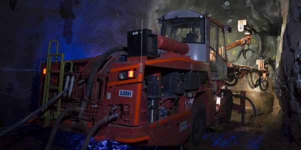 Underground Mining Heavy Vehicle Fitters Mount Lyell