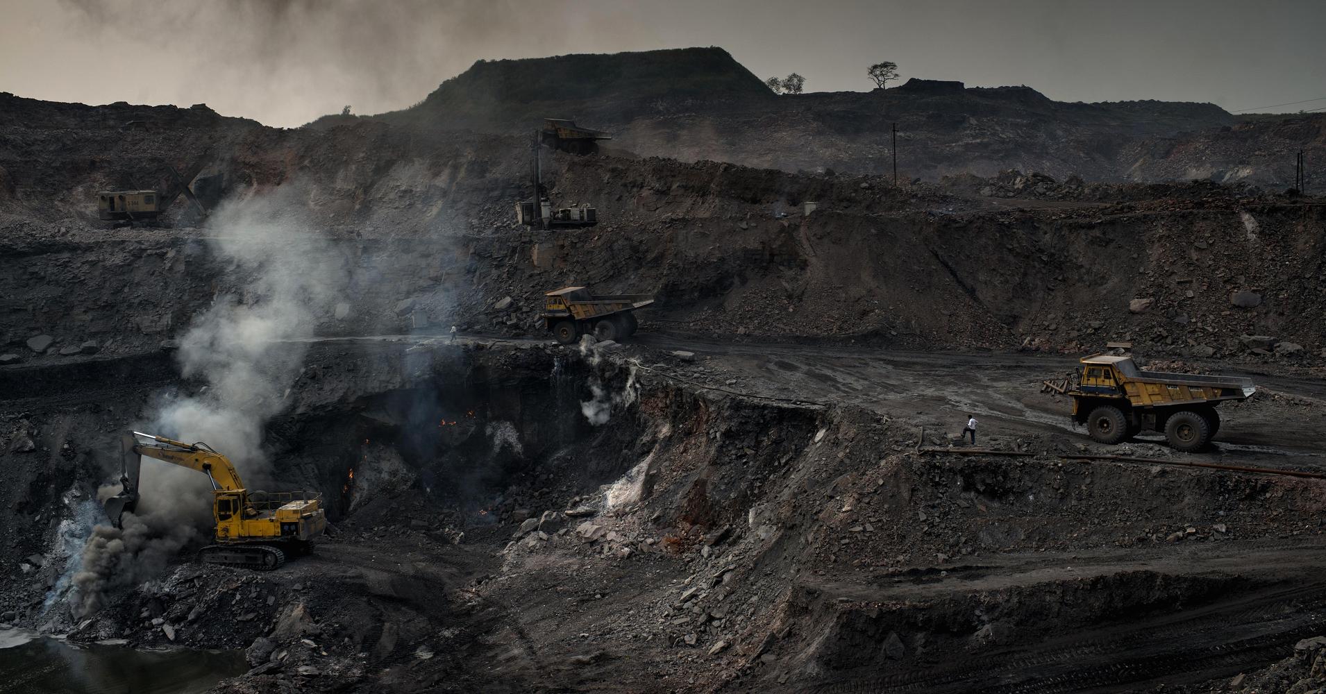 Coal Mining Site Dump Truck Operators <strong>Bowen Basin</strong>-iMINCO.net Mining Information