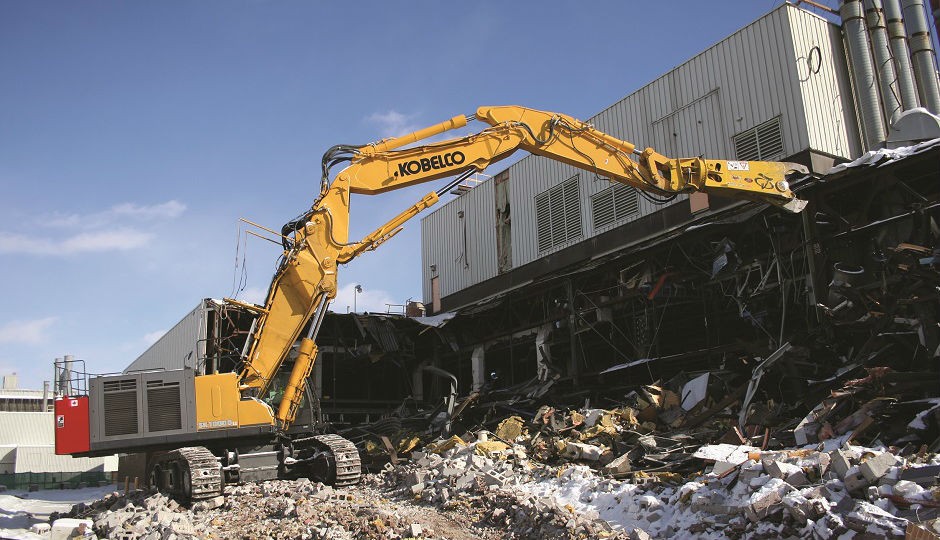 Excavator Operator Specializing Demolition NSW