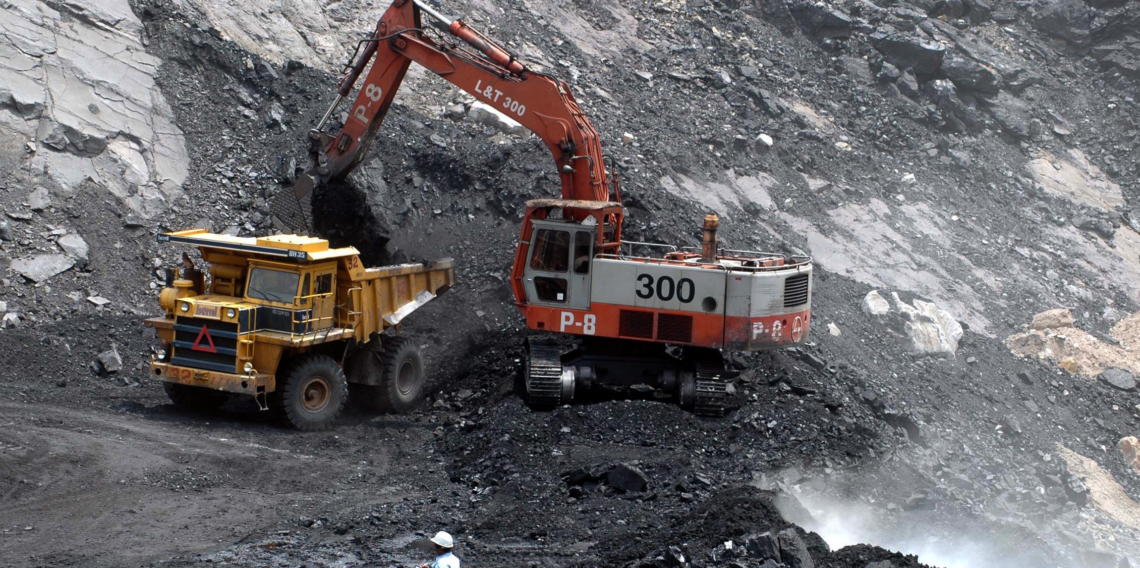 Open Cut Surface Coal Personnel Maintenance FIFO QLD-iMINCO.net Mining Information
