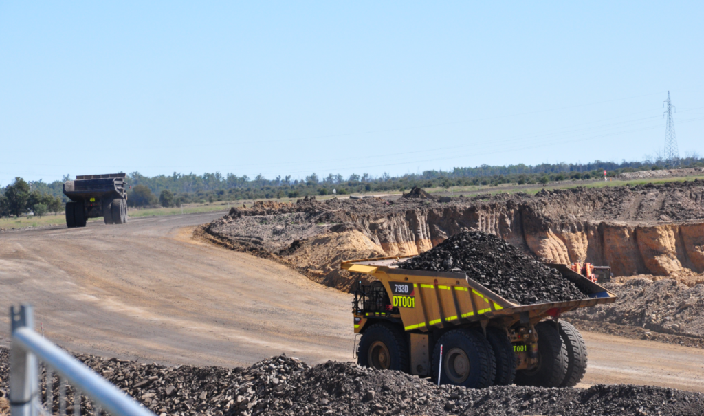 Mechanical Heavy Duty Dump Truck Operator Coal Mining QLD-iMINCO.net Mining Information