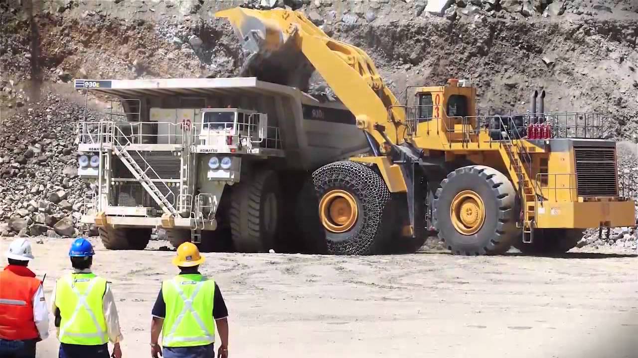 Heavy Earthmover Tyre Fitters Coal Mines Coalfields QLD